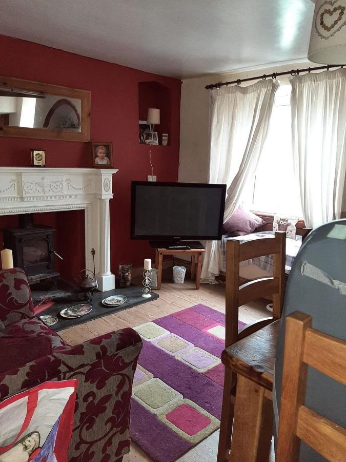 Saltcotes Farm Bed & Breakfast Ulverston Exterior photo